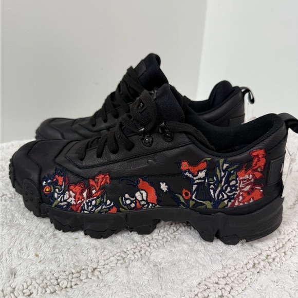 Puma European size mens size 9 - Picture 5 of 8